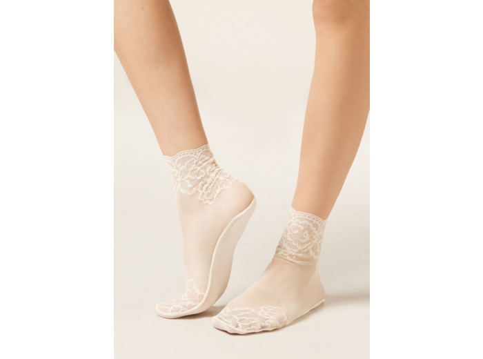 Chaussettes en tulle et dentelle