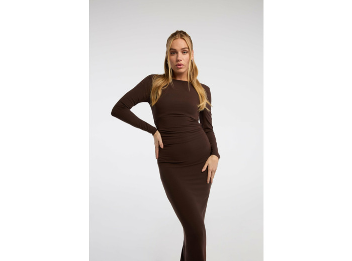 Robe longue ajustée