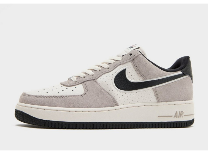 Nike Air Force 1 '07 LV8