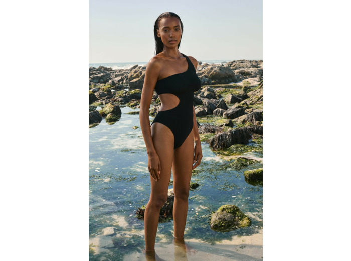 Maillot de bain 1 pièce découpe côte en matière extensible,Maillot de bain 1 pièce découpe côte en matière extensible;${refinementColor}