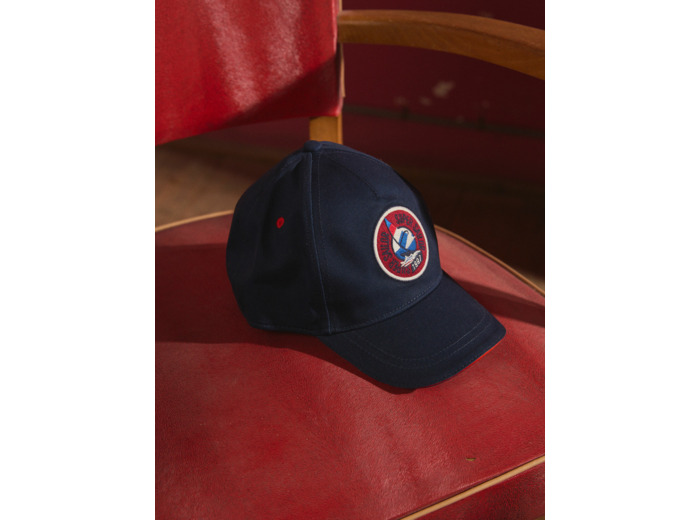 Casquette marine avec broderie voile