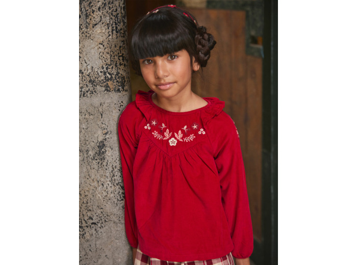 Blouse brodée en velours côtelé