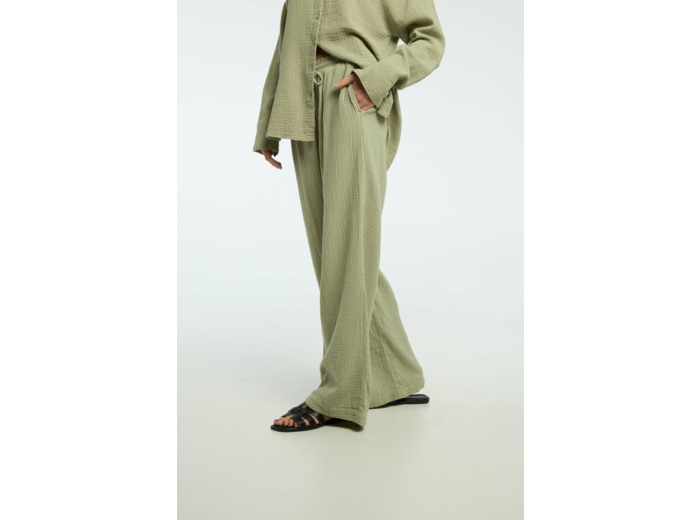 Pantalon à jambe large