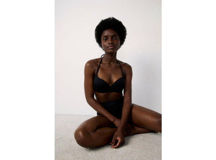 Push-up armaturé haut de maillot