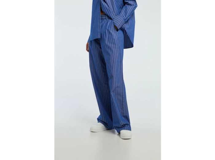 Pantalon à jambe large