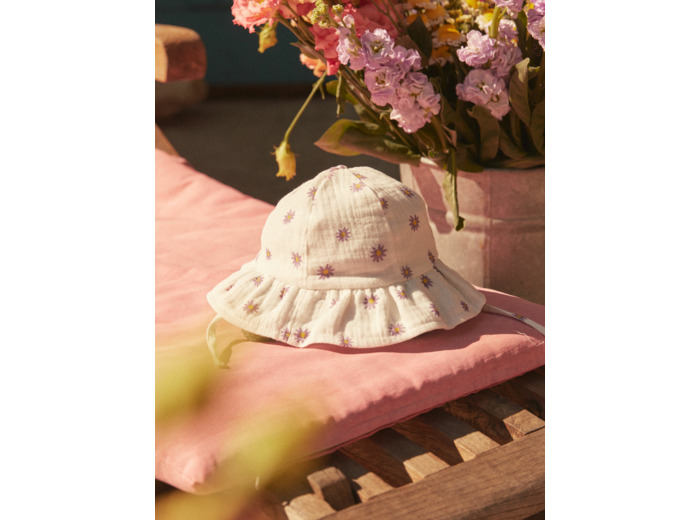 Bob écru à imprimé fleuri en gaze de coton